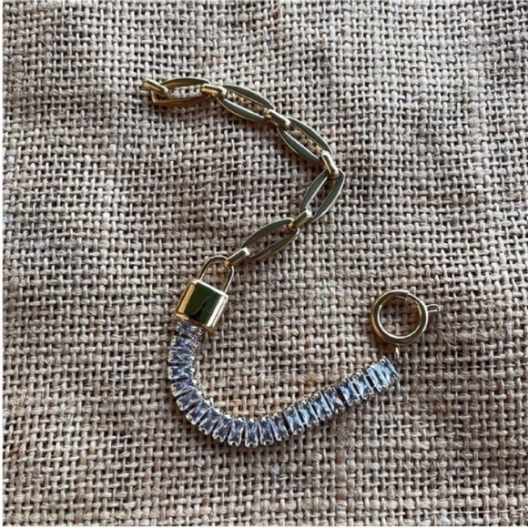 Gold Plated Waterproof Lock Chain Bling Cubic Zirconia Bracelet Sparkly - Picture 10 of 11